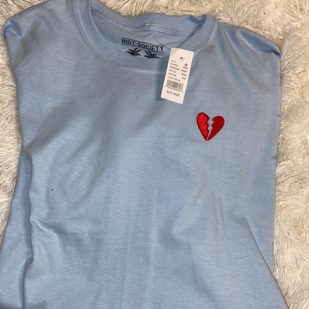 Brand NEW shirt